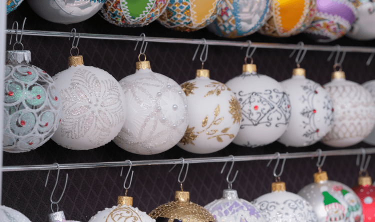 ARTISAN VENDORS ARTISAN VENDORS