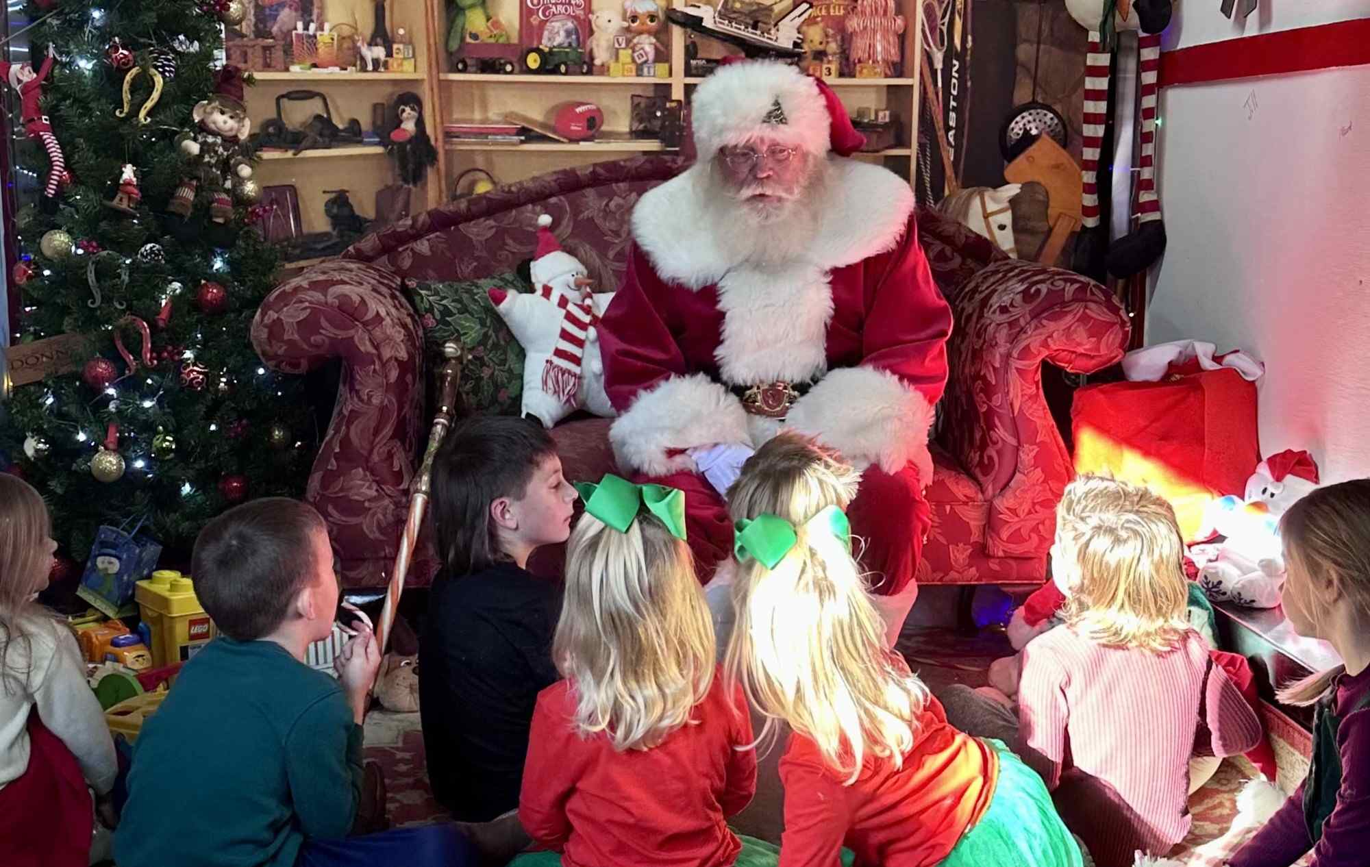 STORYTIME WITH SANTA! Courtesy of Mortgage Spot.