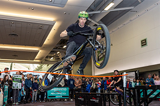 ZERO GRAVITY BIKE SHOW 