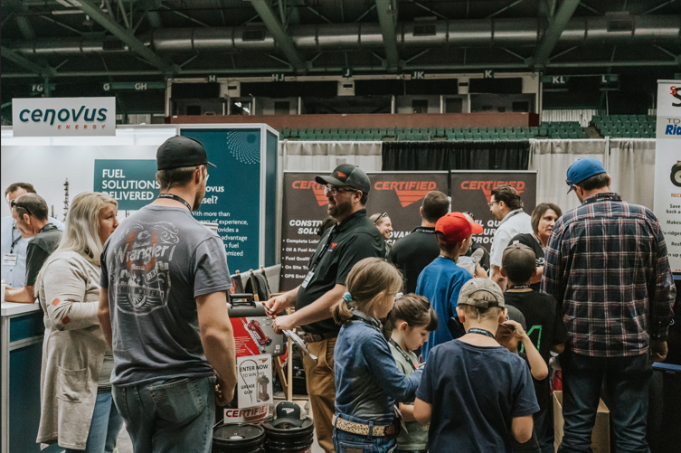 Why Should You Exhibit in a Trade Show-blog image