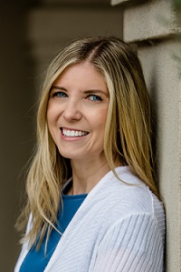 lindsey-200x299