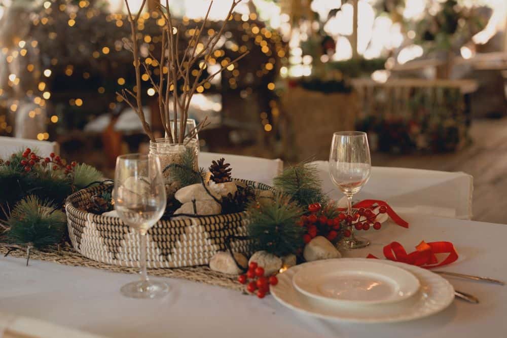 HOLIDAY TABLESCAPES