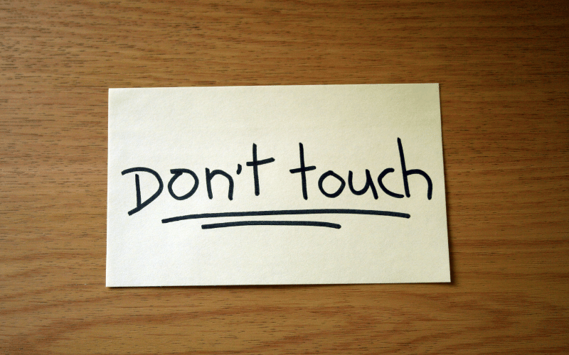 white post it note saying