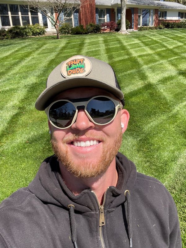CHASE STETSON "THAT LAWN DUDE"
