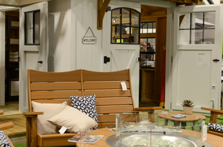 Tour Tiny Living Square