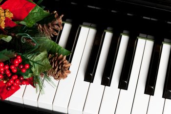 FESTIVE TUNES