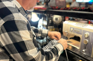 ARTISAN VENDORS ARTISAN VENDORS