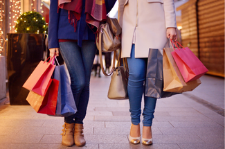 GIRLS NIGHT OUT GIRLS NIGHT OUT