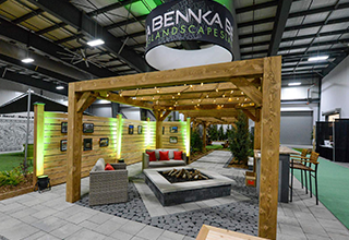 Bennka Backyard Oasis