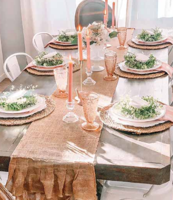 Tablescape from HoosierHomeStories