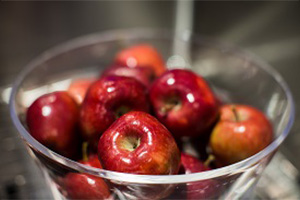 bowl of apples