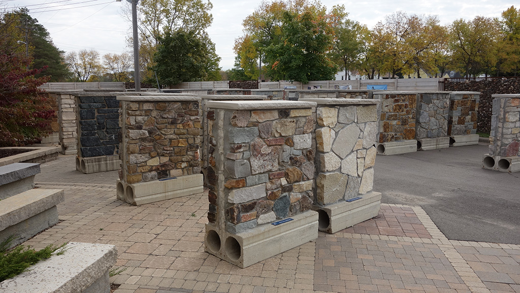 HedBerg3 Patio Dividers