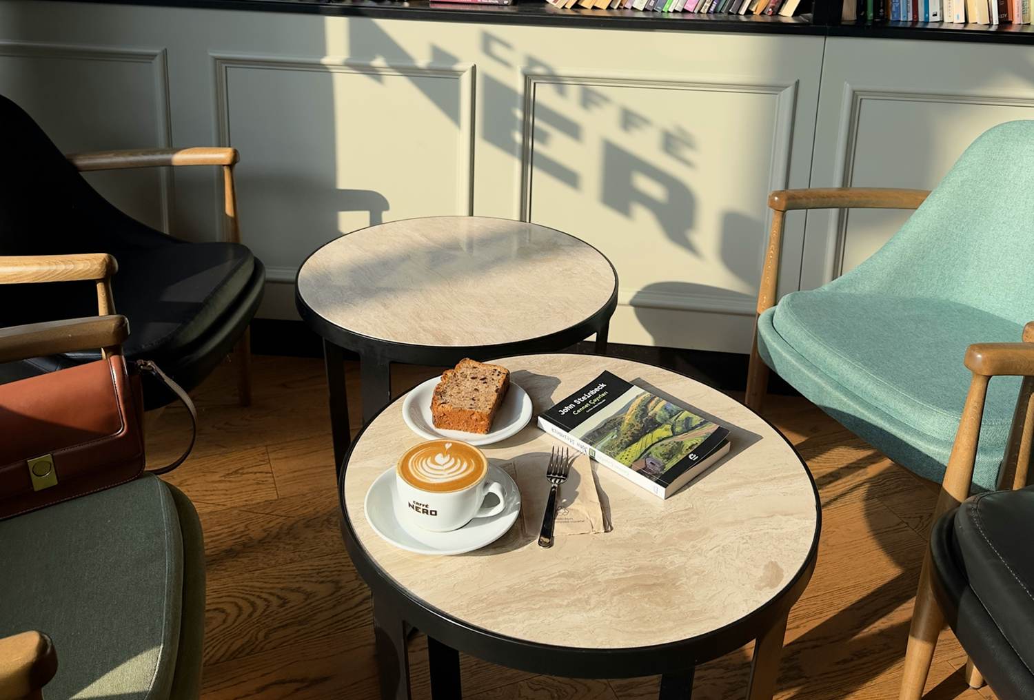 The Coffee News Lounge