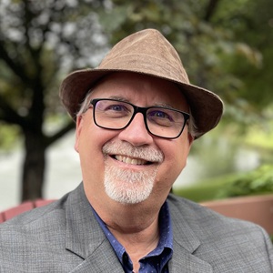 Mike in a Hat-SQ