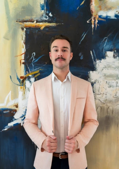 Zachary Luke Designs, Interior Designer
