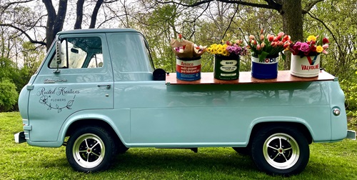 RUSTED KREATIONS FLOWER TRUCK