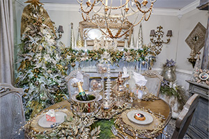 christmas decorated table