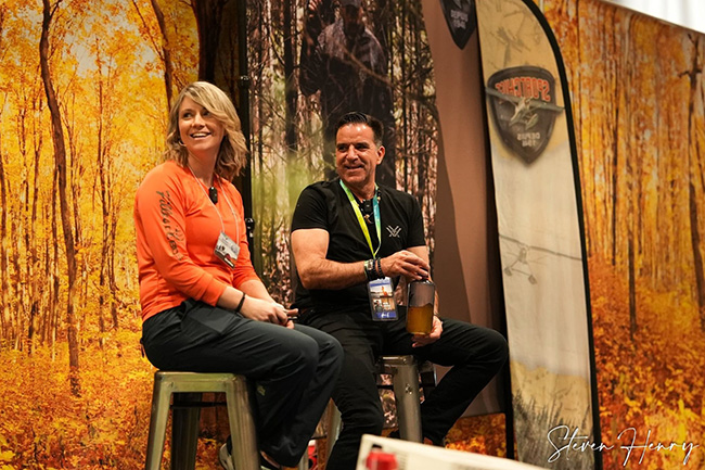 Commanditaire de la scène des conférences 